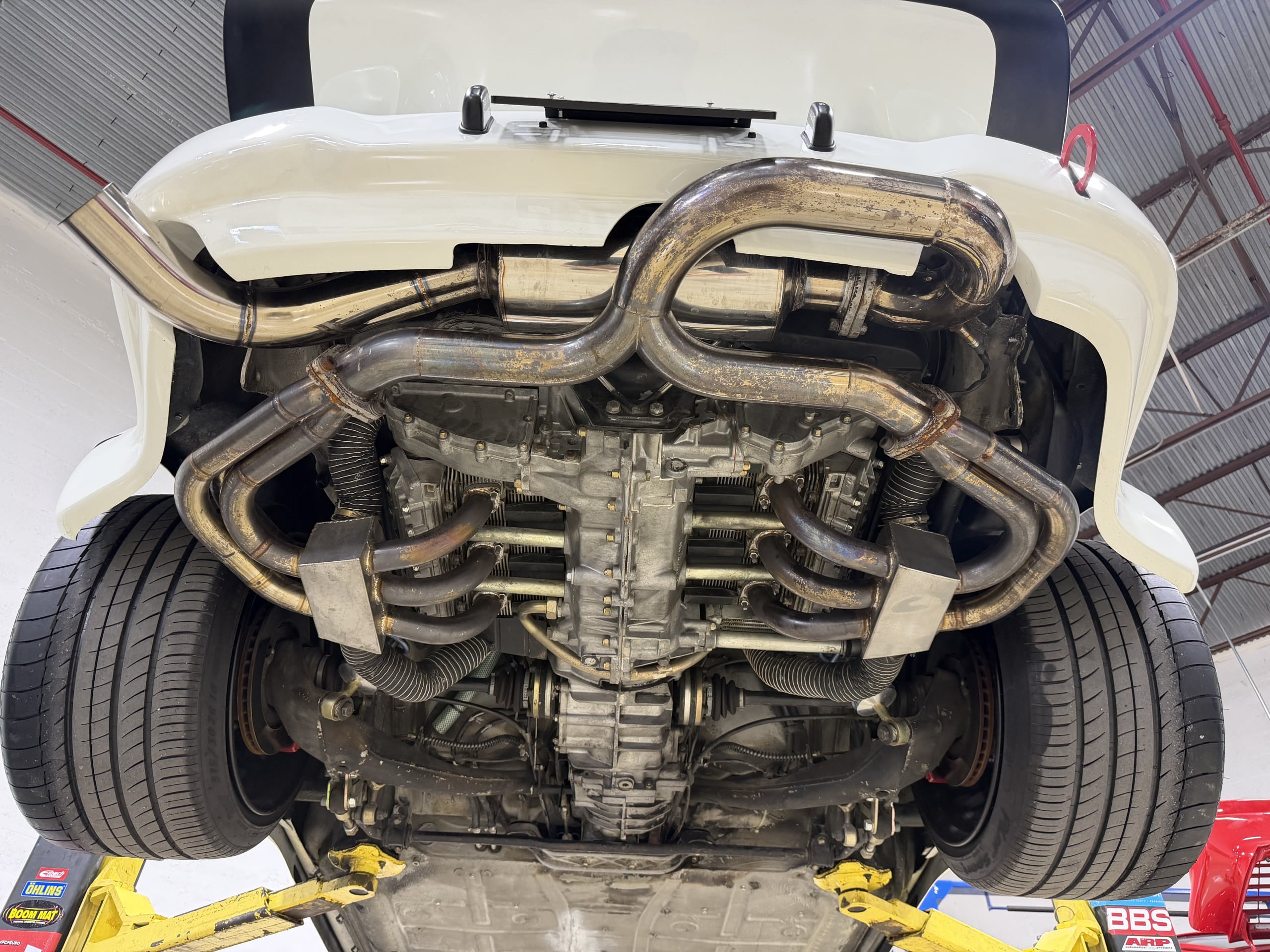 1988 Porsche 911 Club Sport 1 of 340 CS – Sunburst Widebody – Only 12k Miles – G50 5 Speed – MoTEC – 2340 Lb full