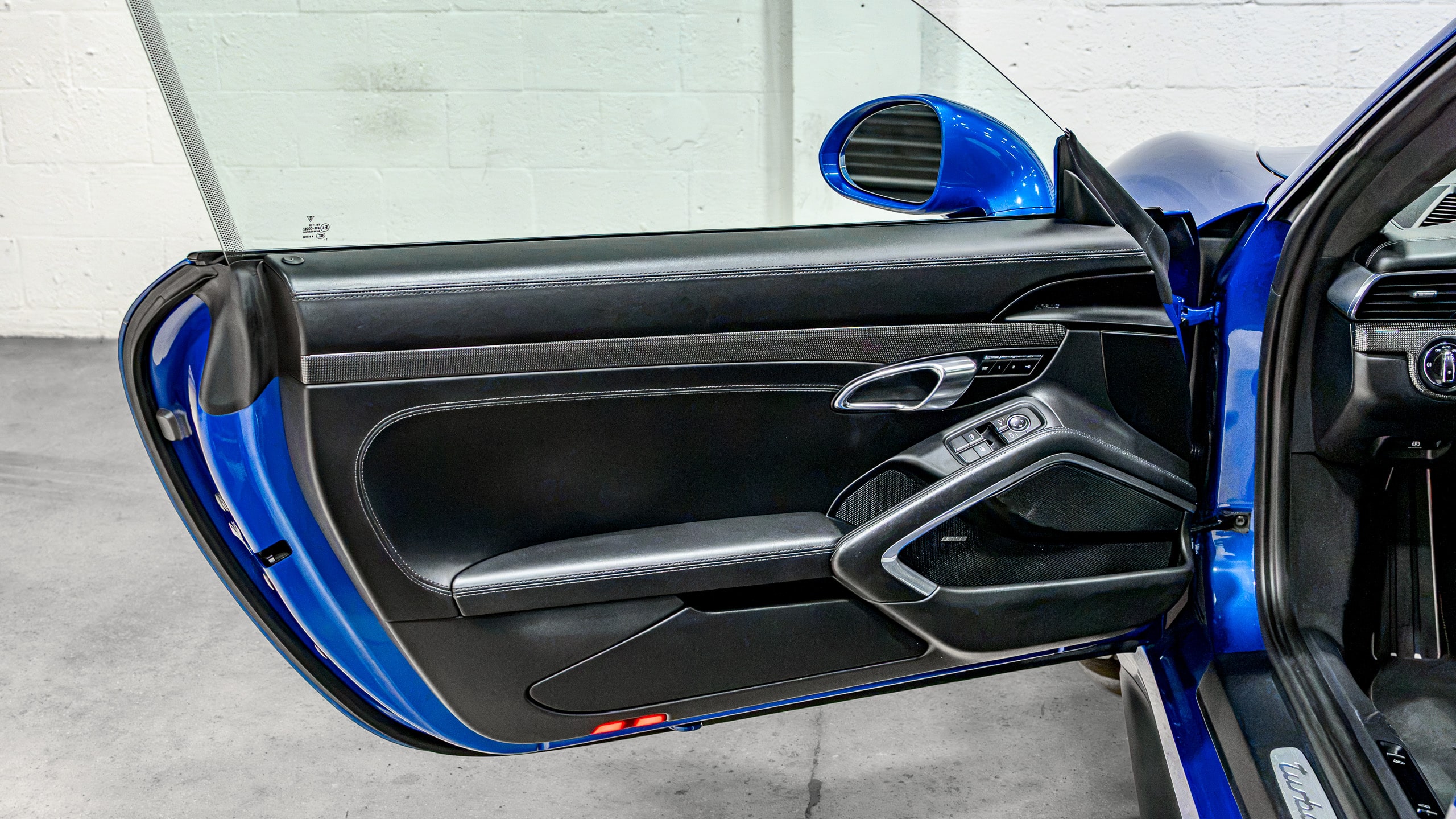 2017 Porsche 911 TURBO S 991.2 Only 38k Miles-Rare Sapphire Blue Metallic-Full Body PPF-Nicely Modified-700+HP full