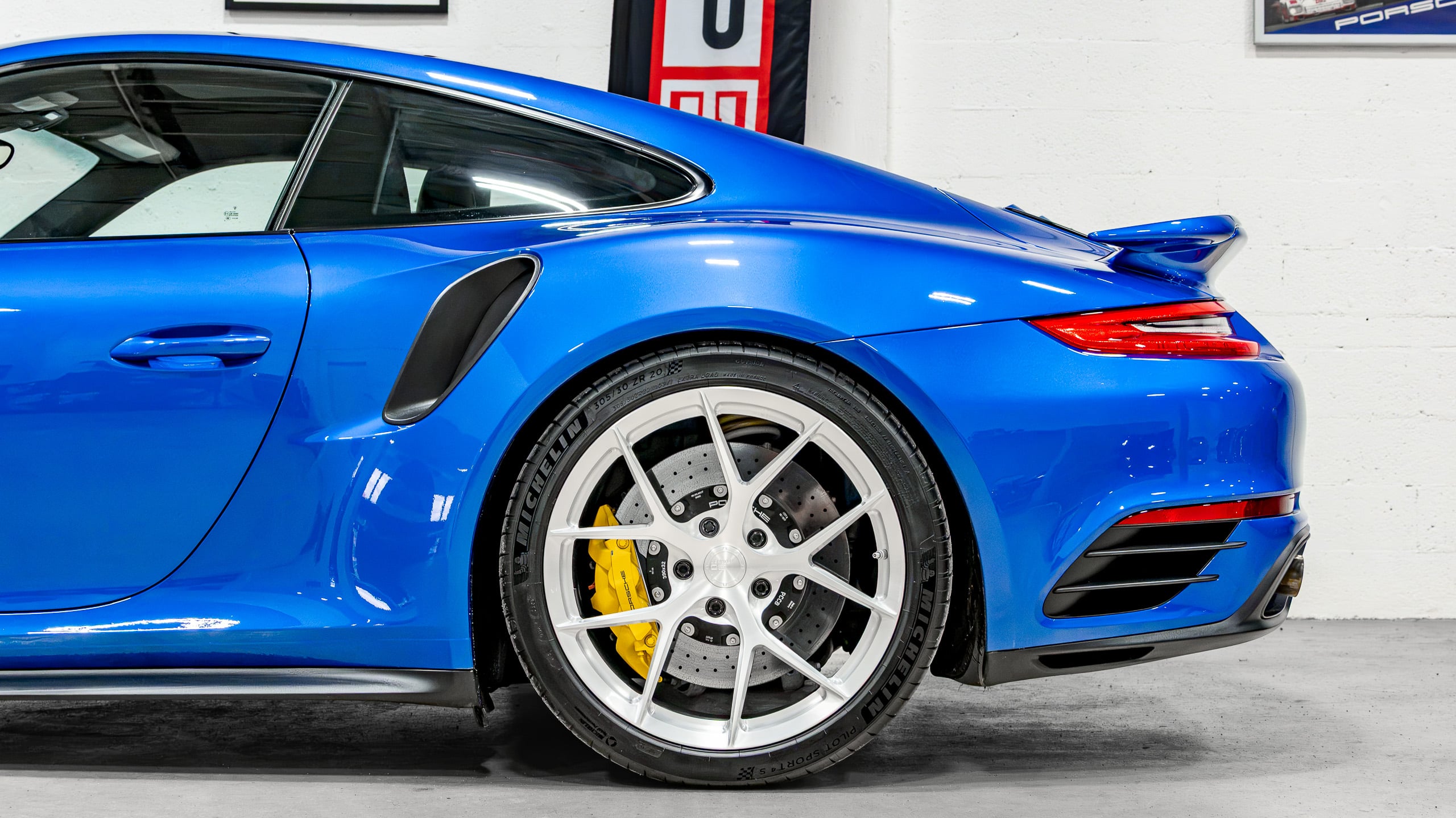 2017 Porsche 911 TURBO S 991.2 Only 38k Miles-Rare Sapphire Blue Metallic-Full Body PPF-Nicely Modified-700+HP full