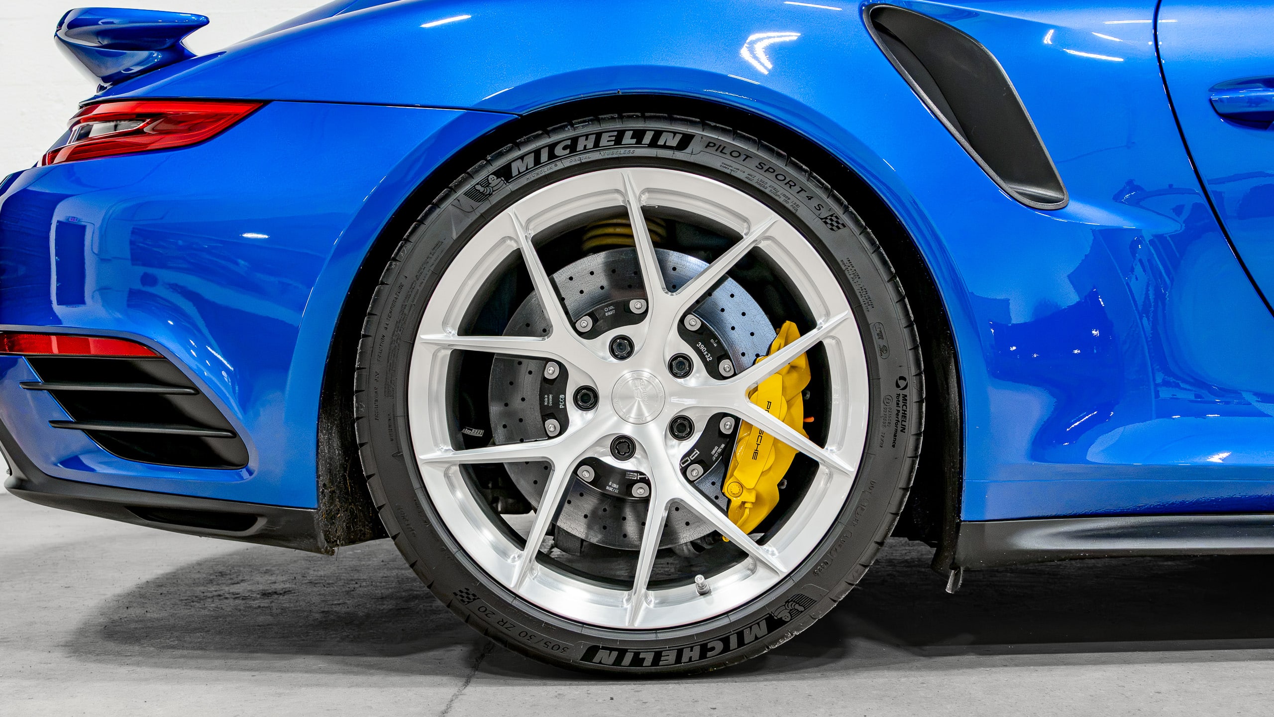 2017 Porsche 911 TURBO S 991.2 Only 38k Miles-Rare Sapphire Blue Metallic-Full Body PPF-Nicely Modified-700+HP full