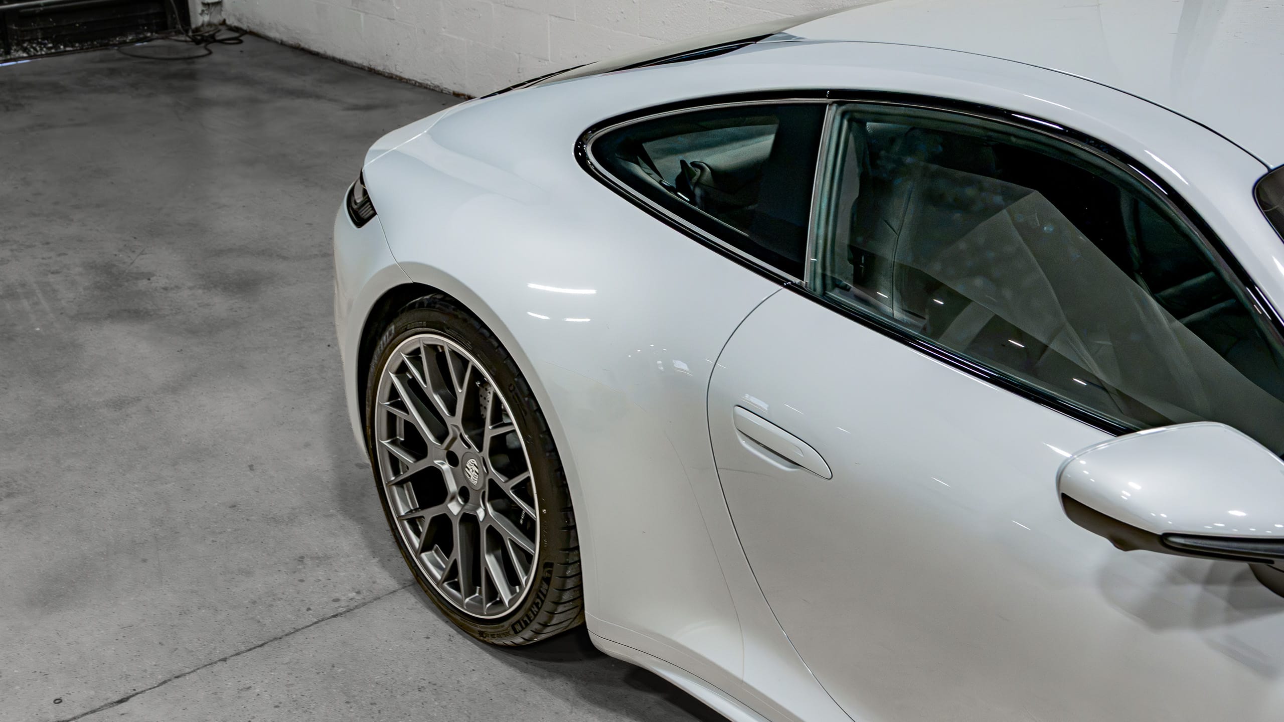 2024 Porsche 911 CARRERA 4 1 Owner – Ice Grey Metallic – Only 8k Miles – Sport Design Wheels – Premium PKG full