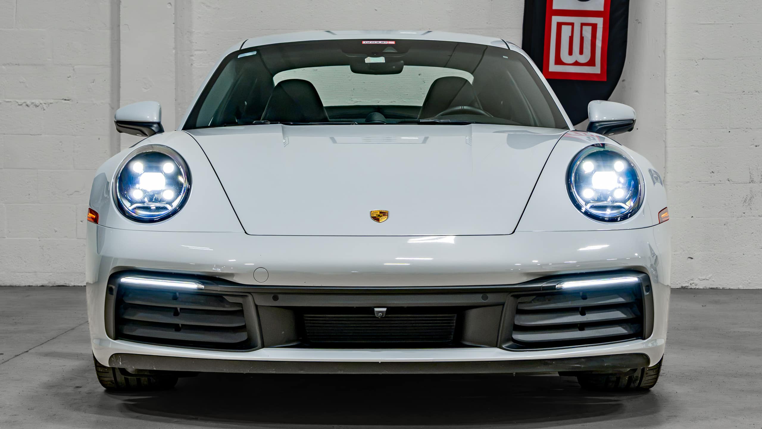 2024 Porsche 911 CARRERA 4 1 Owner – Ice Grey Metallic – Only 8k Miles – Sport Design Wheels – Premium PKG full